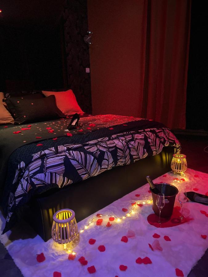Homesparadise Loveroom Μπεζανσόν Εξωτερικό φωτογραφία