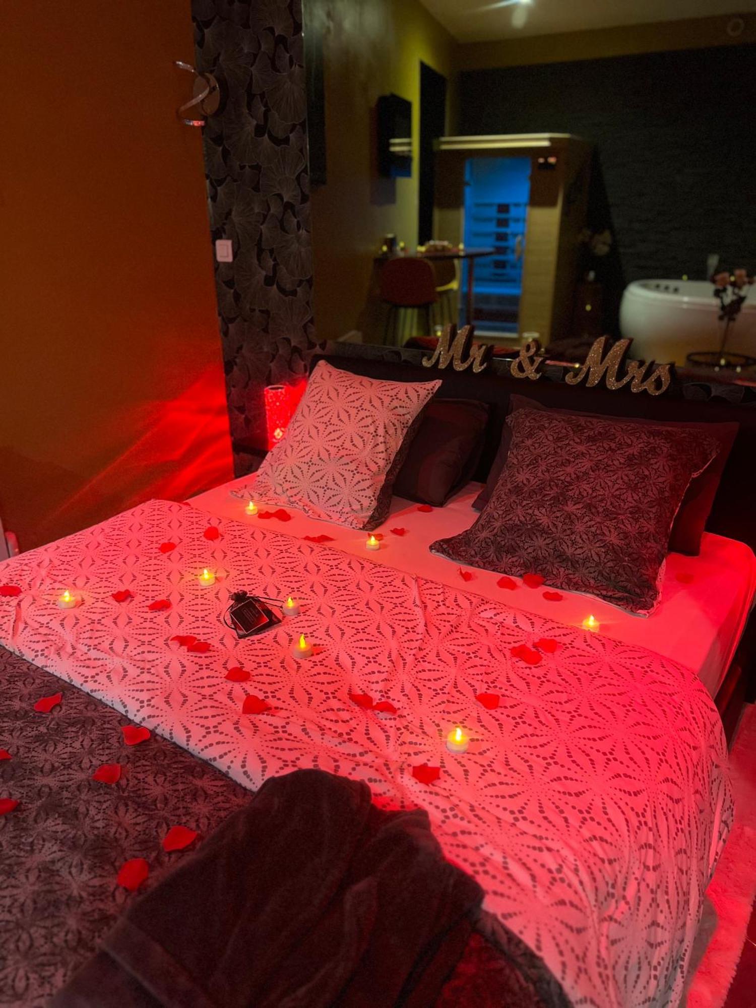 Homesparadise Loveroom Μπεζανσόν Εξωτερικό φωτογραφία